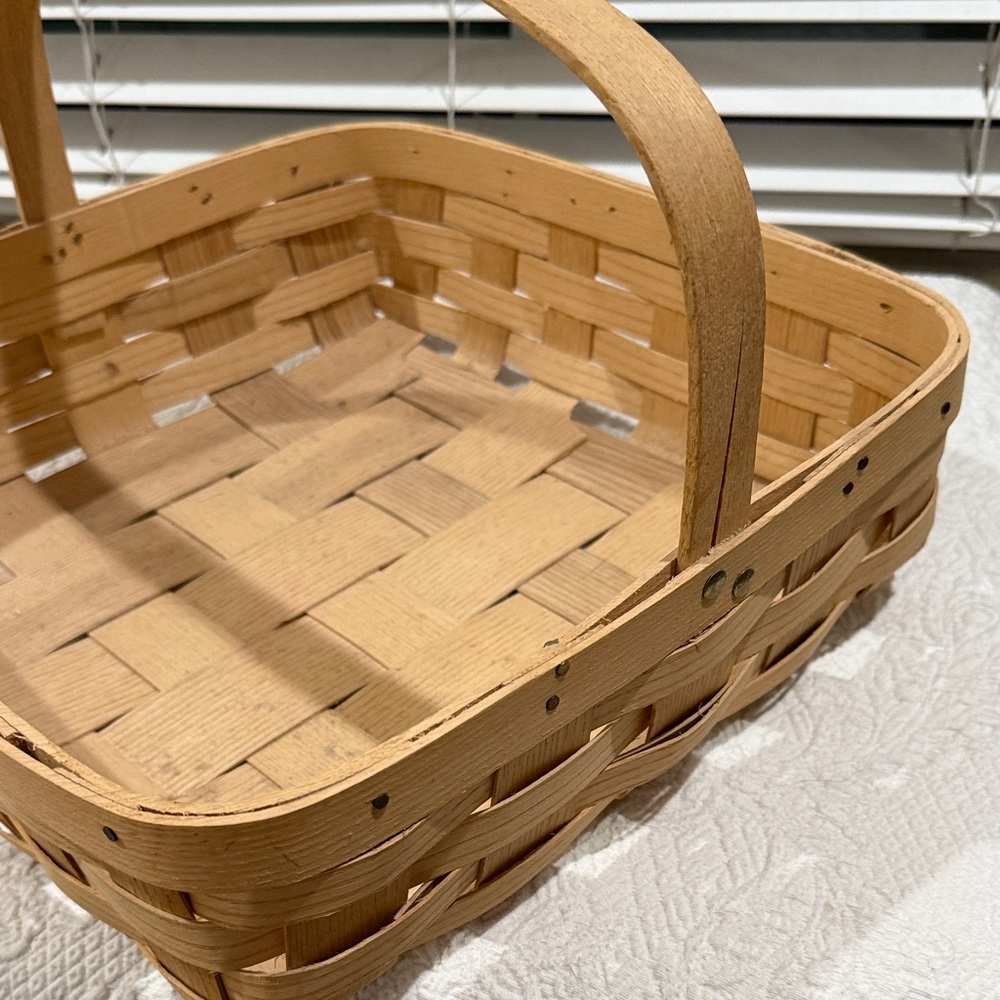 PeteboroTan Woven Basket with Handle - Picture 4 of 6